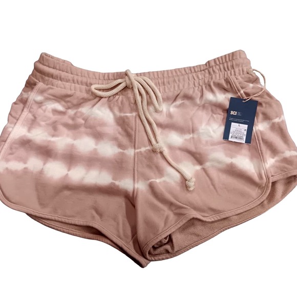 Universal Thread Women's Mid-Rise French Terry Pull-On Shorts - LRG, Tie Dye Tan - Picture 2 of 5